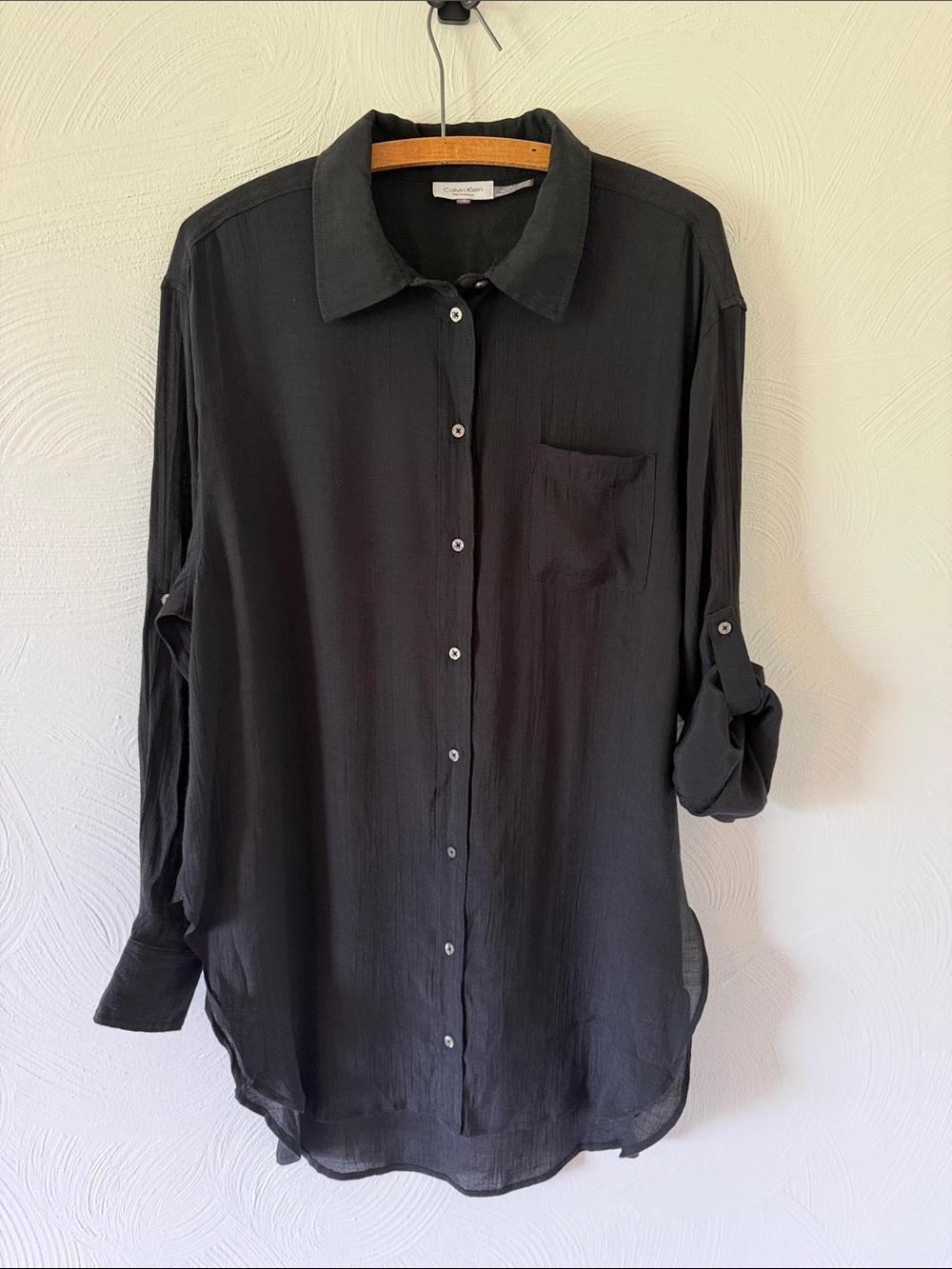 Calvin Klein Swimwear Black Long-Sleeve Button-Down Shirt / Cover-up. Size Large